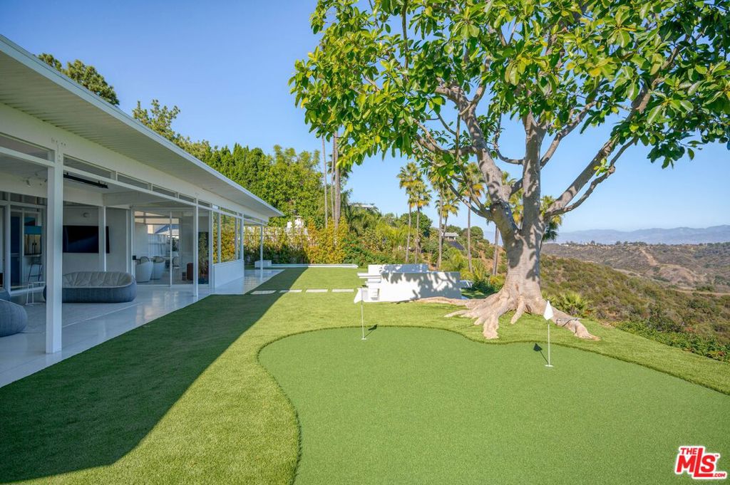 2262 Stradella Road, Los Angeles CA, 9007763636608456835121