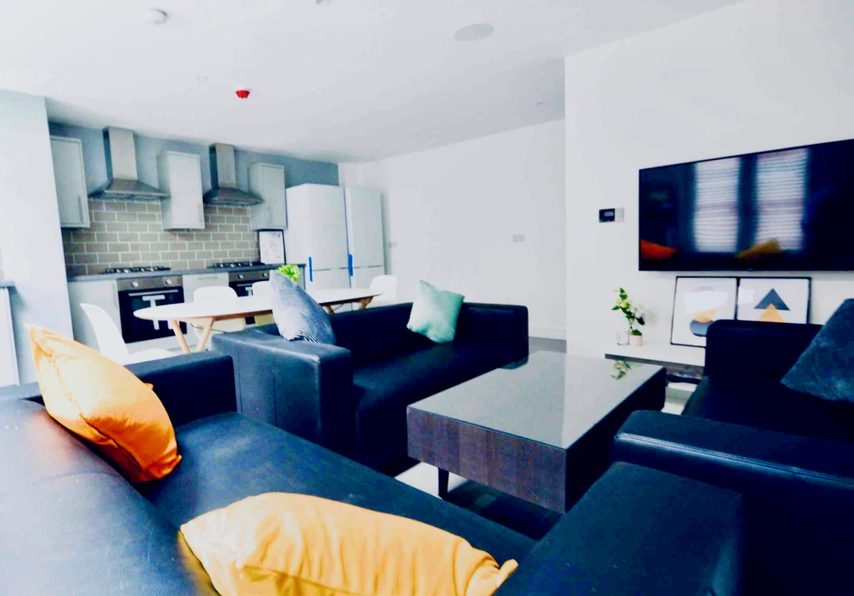 6 Beds 2 Baths 20 Birstall Road, L6, Liverpool