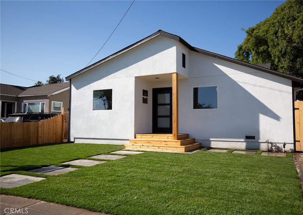 1331 E Century Drive, Orange CA, 9286663701658267777121
