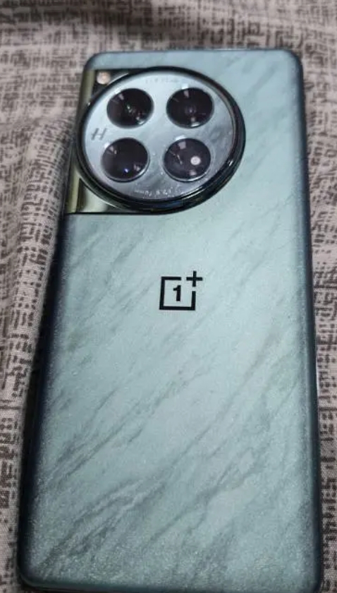 OnePlus 1265095436827523120