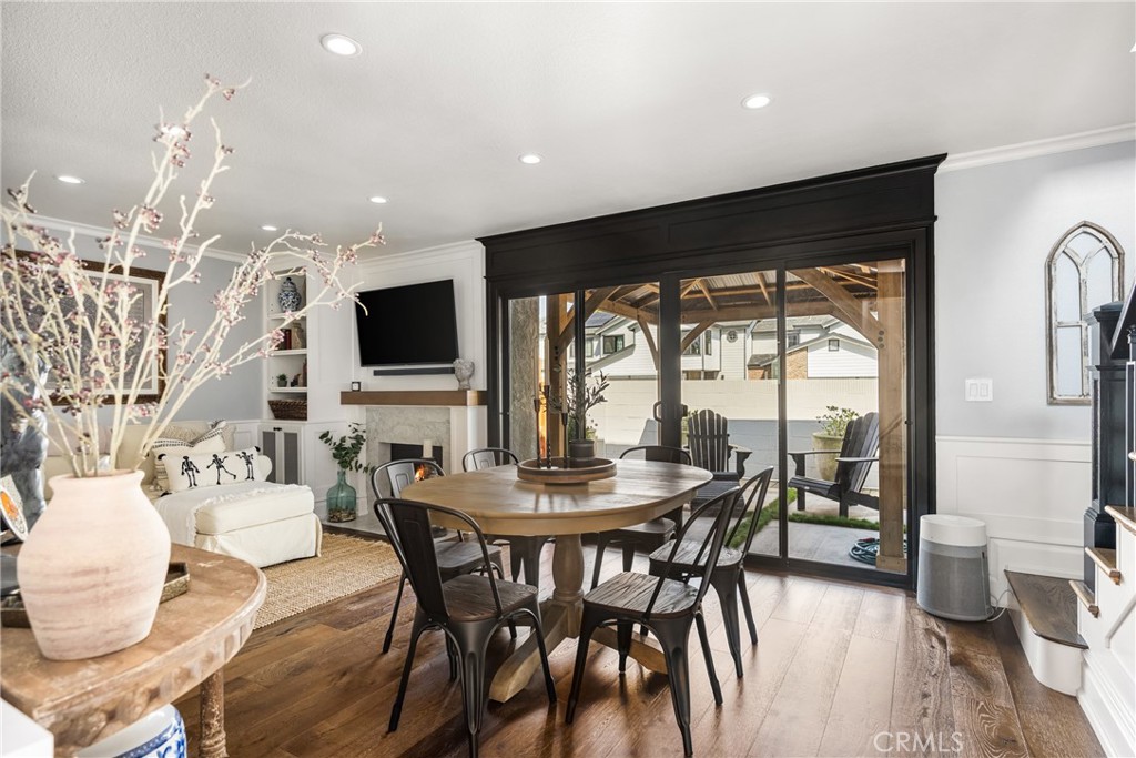 1055 Tustin Pines Tustin CA, 9278064100358768643122