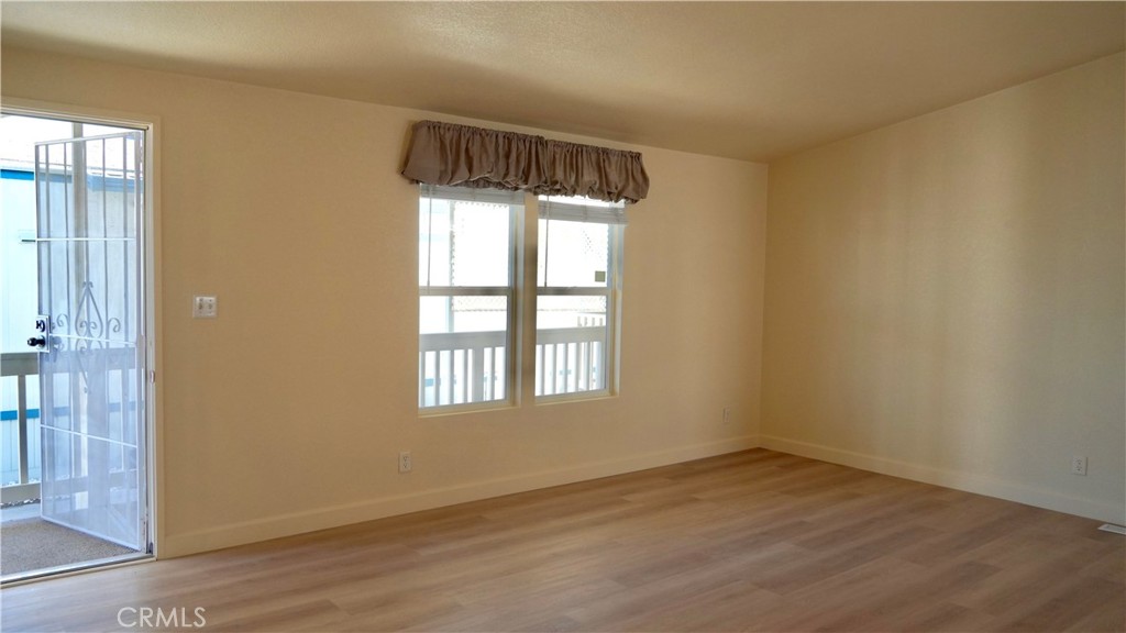 16601 Garfield 129 Paramount CA, 9072364135461930241120