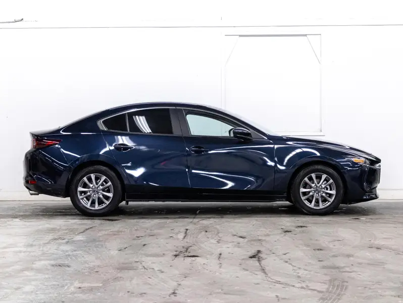 2024 Mazda Mazda363721667049857122