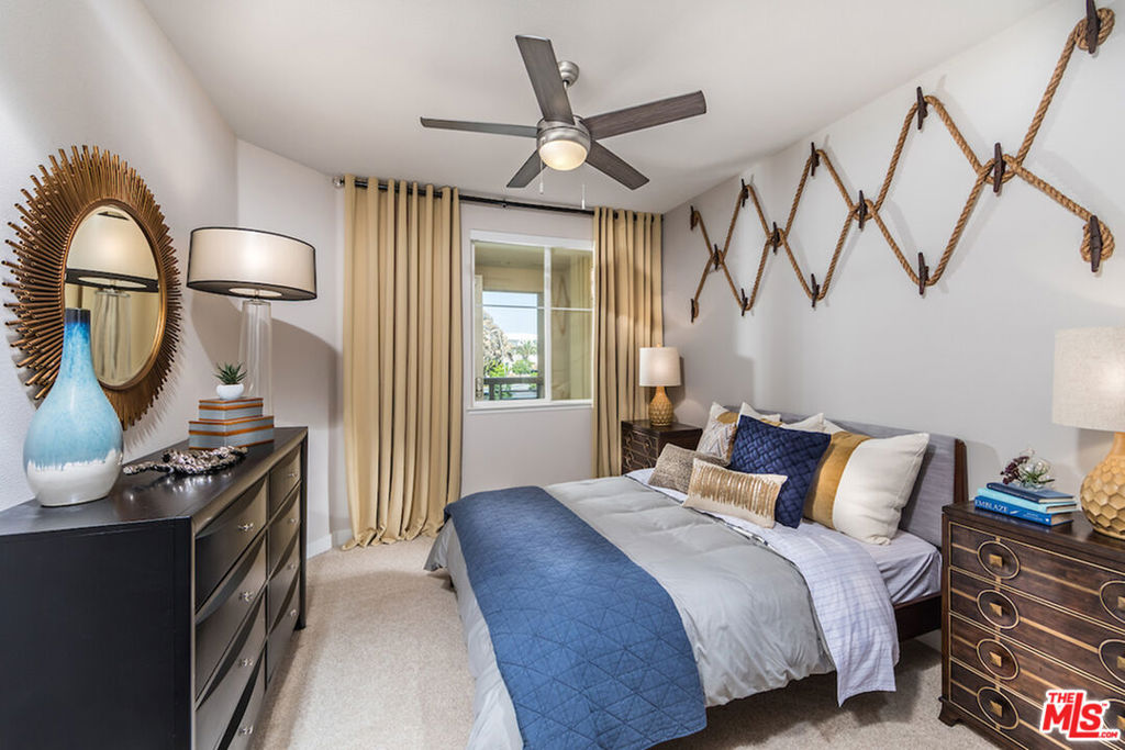 7290 Edinger Avenue 1053 Huntington Beach CA, 9264764101940654977122