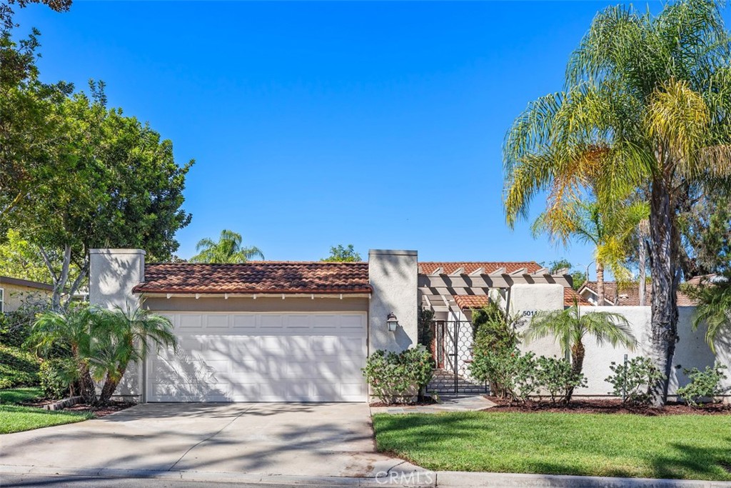5011 Duverney, Laguna Woods CA, 9263763645287176193121