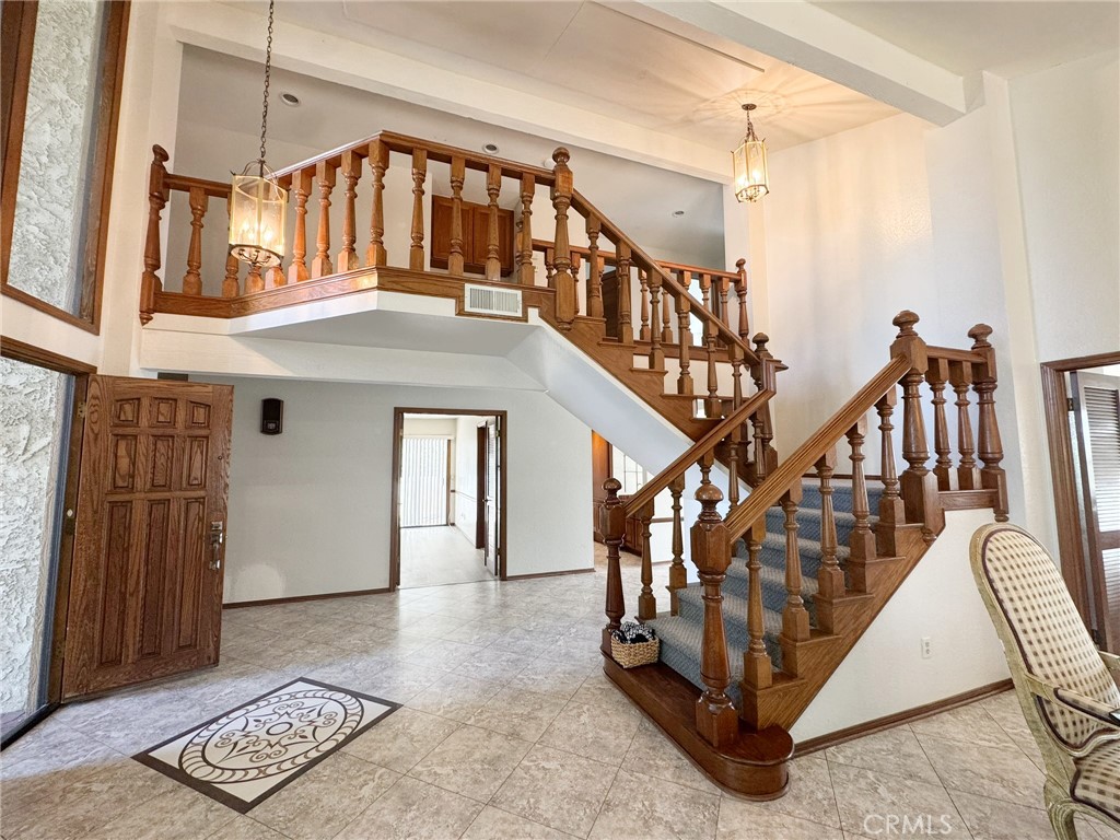 2230 E Vista Mesa Orange CA, 9286763868573526273121