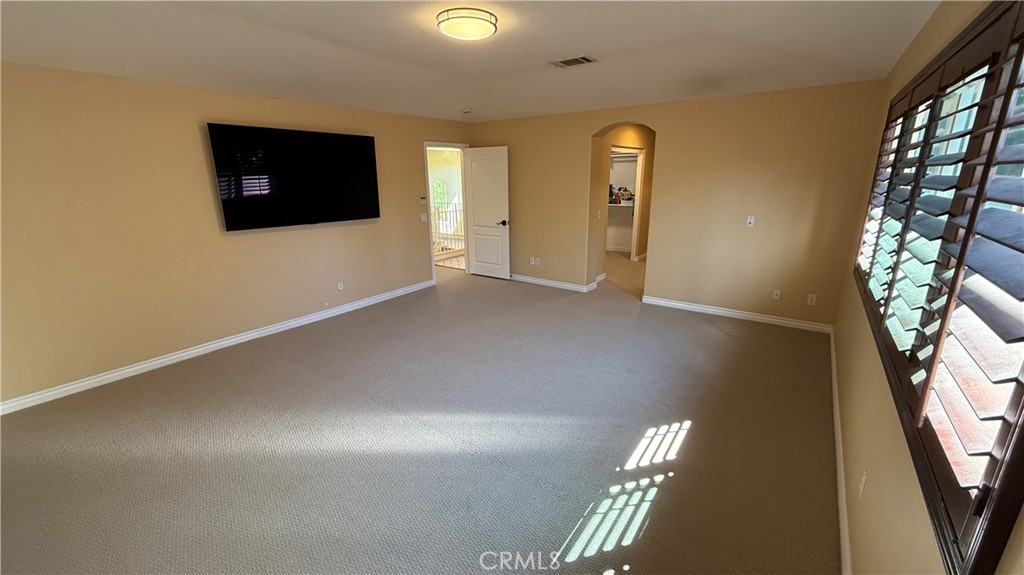 8501 Browns Creek Canoga Park CA, 9130464120567235458123