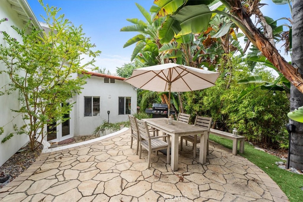 2123 Branden Street, Los Angeles CA, 9002663822124667395122