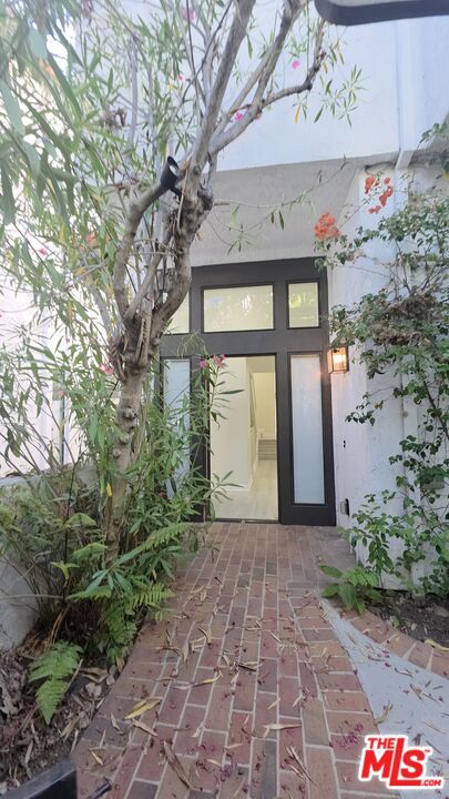 1654 Michael Lane Pacific Palisades CA, 9027264122566935938122