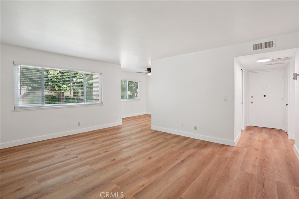 11813 Runnymede Street 27 North Hollywood CA, 9160564131125055235122
