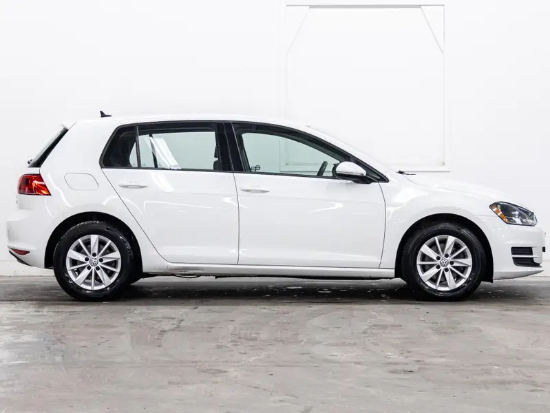 2017 Volkswagen Golf63725210937091123