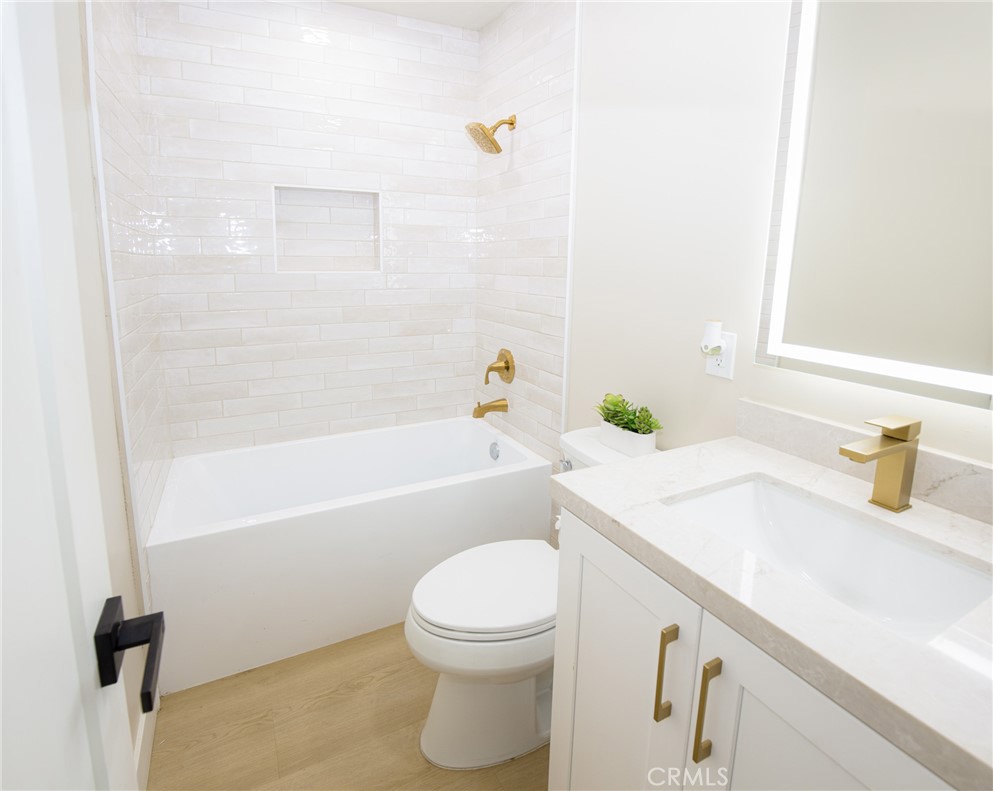 1331 E Century Drive, Orange CA, 9286663701658267777122
