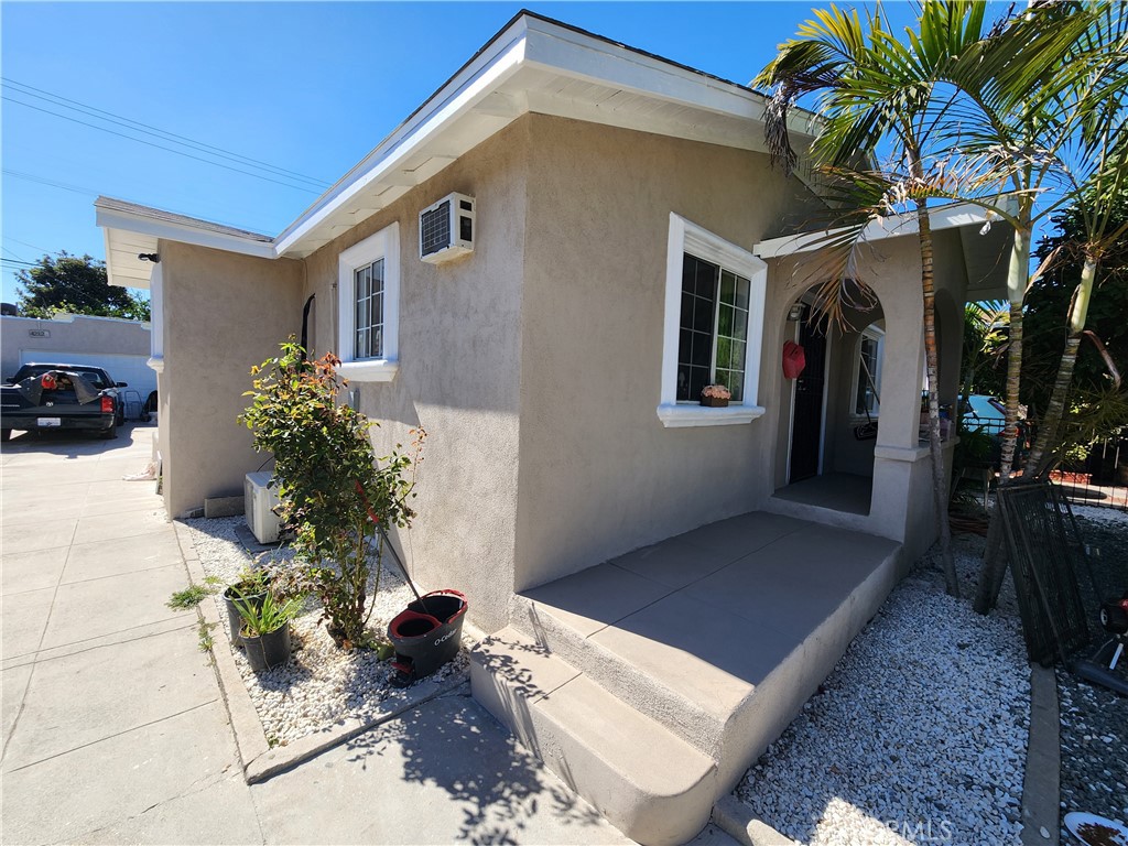 4212 E 58th Maywood CA, 9027064140243750913120