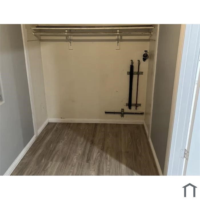 1139 Berendo Street N Los Angeles CA, 9002963709995792387122