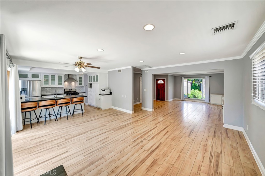 23010 Hartland Street West Hills CA, 9130763626089667203122