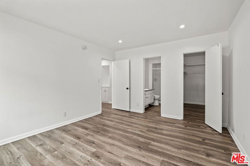 11930 Mayfield Avenue 7 Los Ángeles CA, 9004964122995064833120