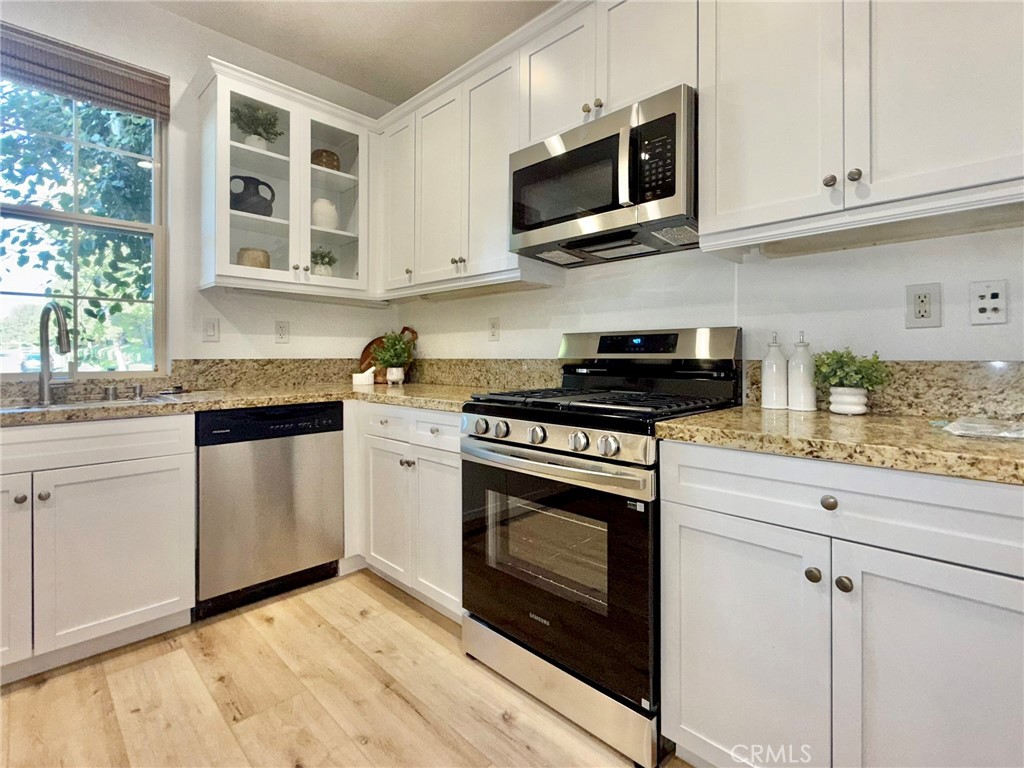 76 Townsend Irvine CA, 9262064098330746882123