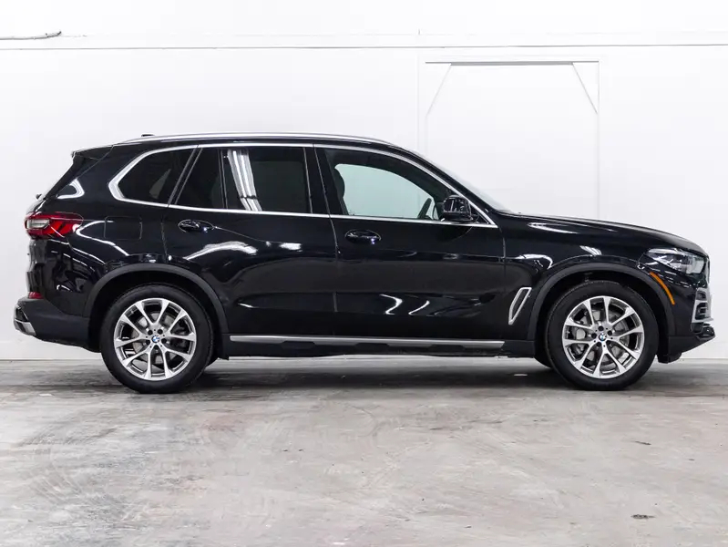 2022 BMW X564277067483650124