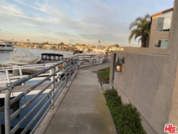 17009 Bluewater Lane 88, Huntington Beach CA, 9264963588736791171120
