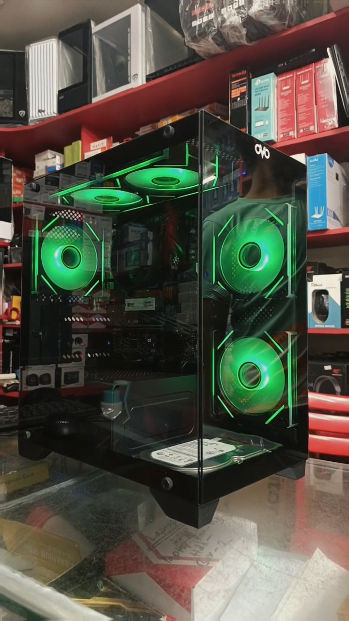 PC personalizada con ventiladores RGB verdes en venta