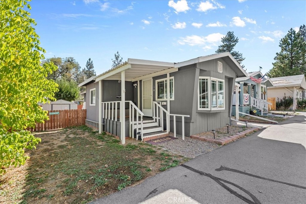 22899 Byron Road Crestline CA, 9232564066874889089121