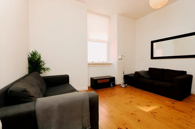 Wilson Street, G1 1HD64173100307842122