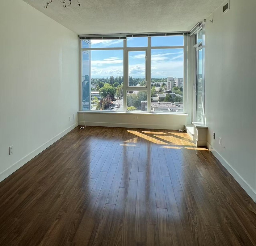 [Richmond] Furnished 1-Bed High-Rise Apartment633462667674911210