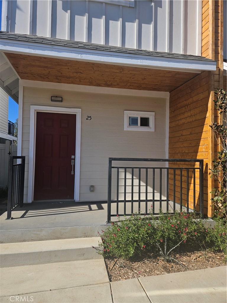 34855 Avenue E Yucaipa CA, 9239964110384877185121