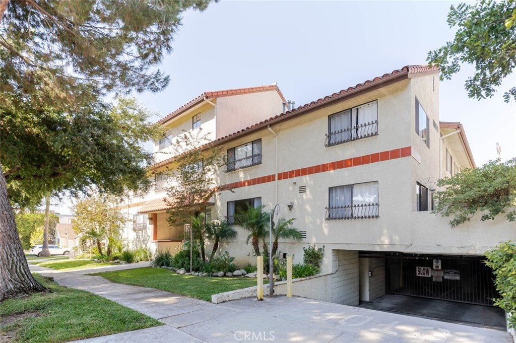 1043 Thompson 11 Glendale CA, 9120164091022158466120