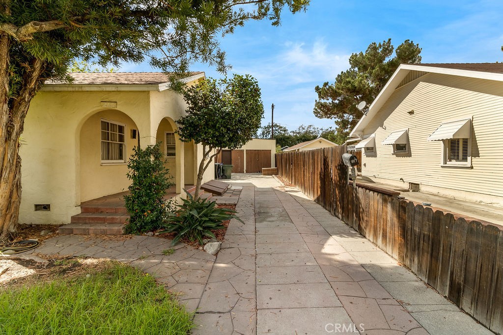 265 N 10th, Upland CA, 9178664097034786561124