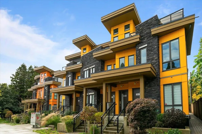 7553 Oak Street, Vancouver, BC