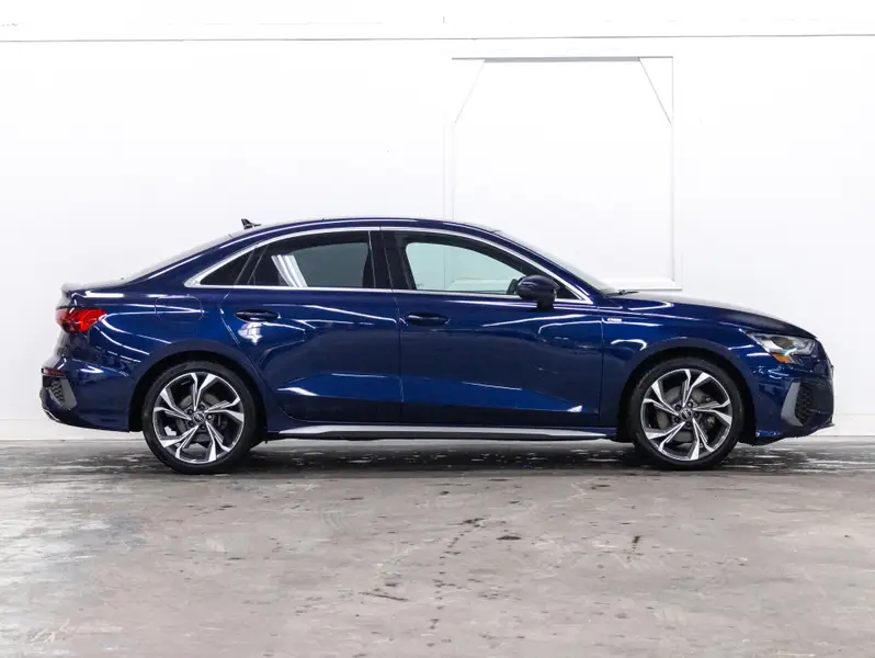 2022 Audi A364409853395329121