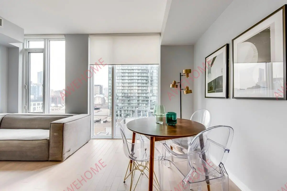 Adelaide West Gem - Downtown Toronto63746362958337121