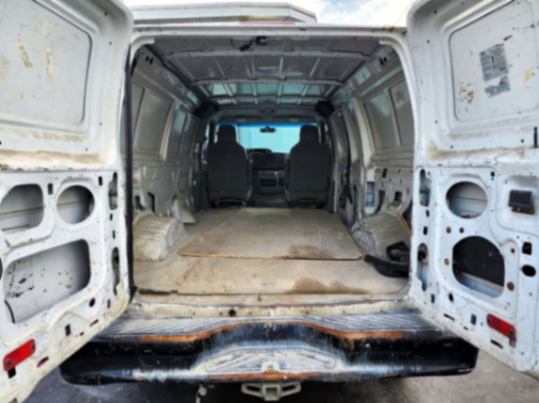 2011 FORD E-250 E25063324094295299124