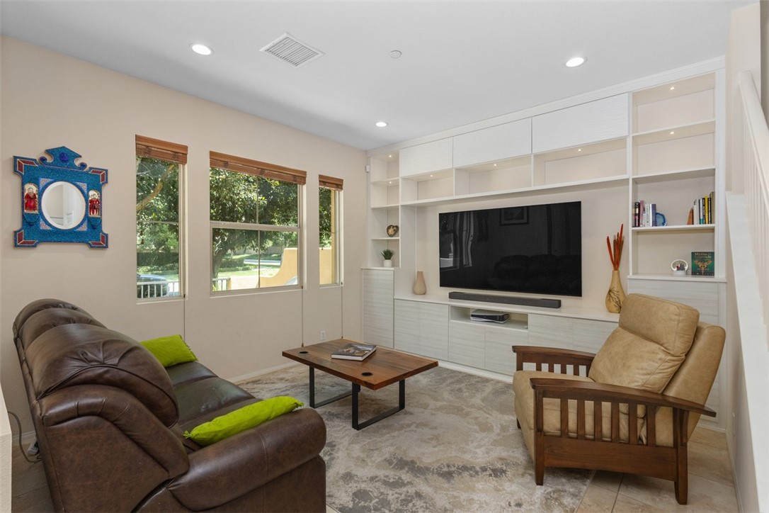 68 Elysian, Irvine CA, 9261863610274283011122