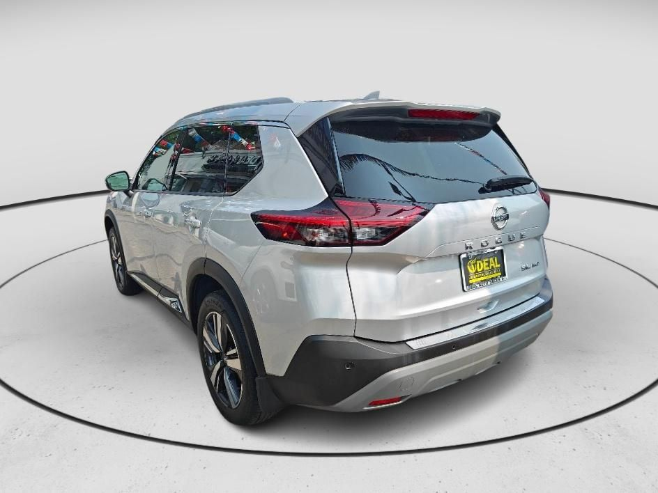 2021 NISSAN ROGUE GRADO SL63327161464449121