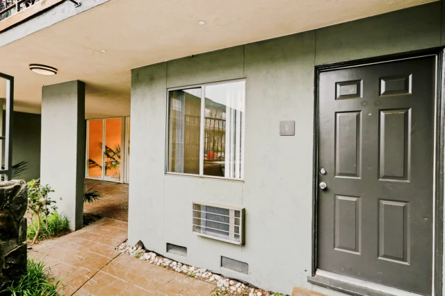 4241 Kling St63399649754627121
