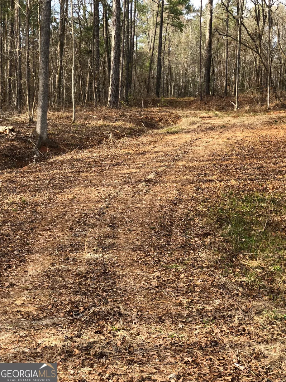 438 Lake Laurel Road