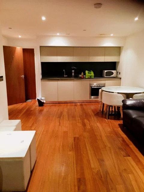 City Loft B2064176407253506123