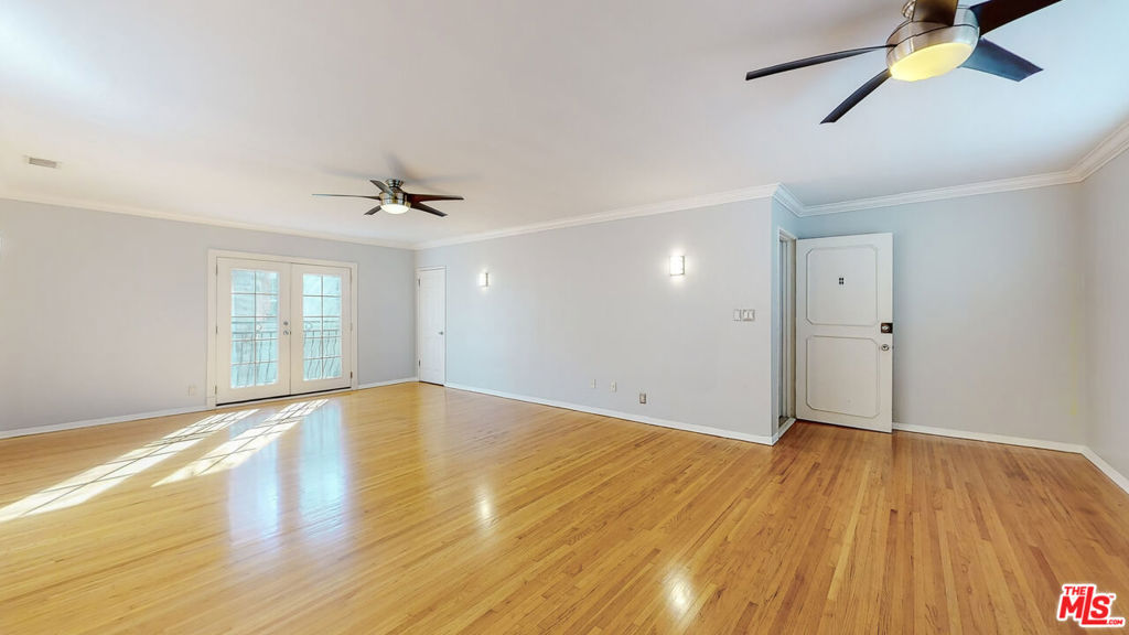 432 S Doheny Drive 6 Beverly Hills CA, 9021164088750852355121