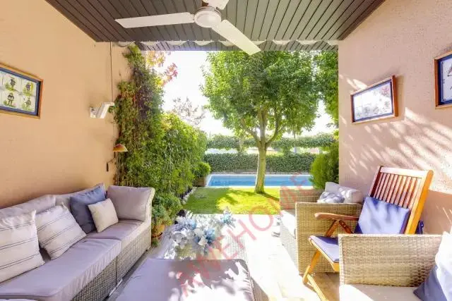 house near Calle de Ana Teresa