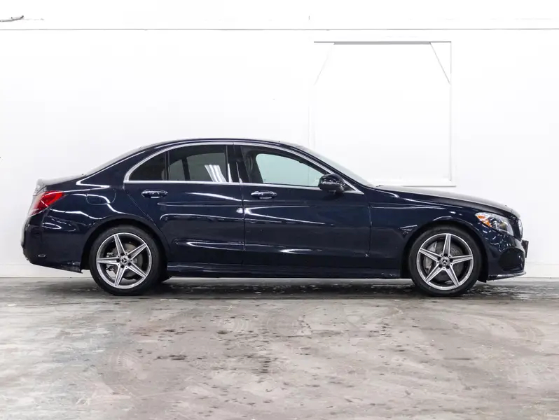 2018 Mercedes-Benz C-Class64166324325890121