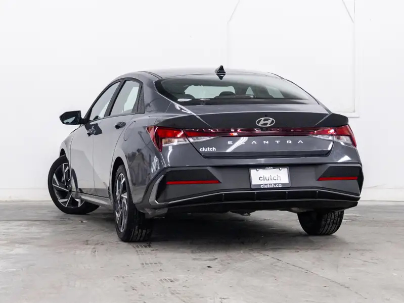 2024 Hyundai Elantra63526097057665124