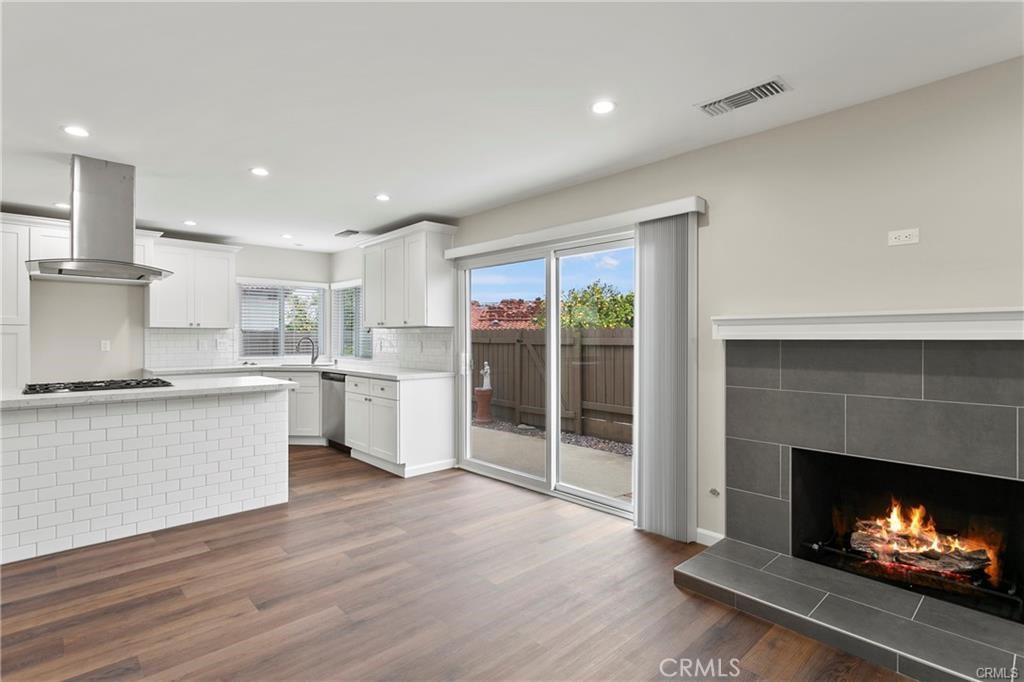 1446 Twig Upland CA, 9178664022947191298122