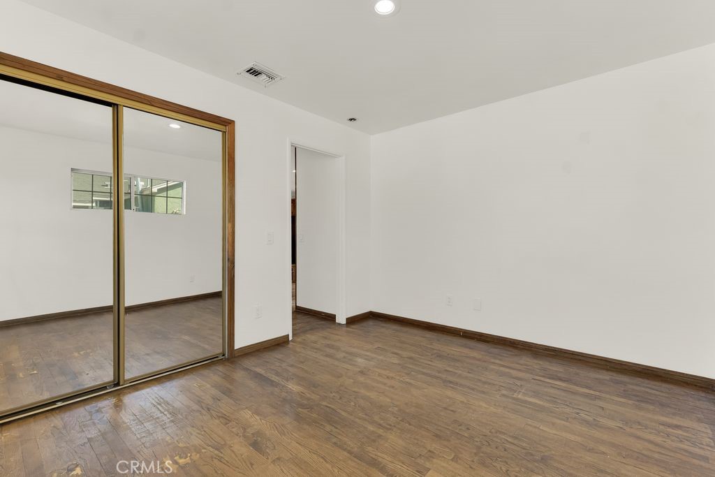 22319 Park Street Newhall CA, 9132163679296616193122