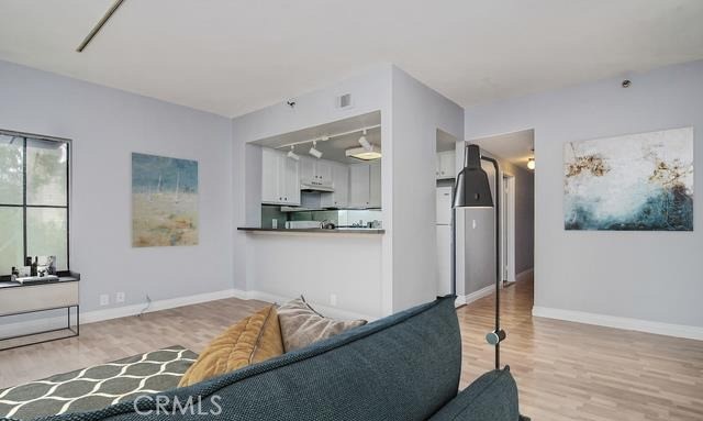 720 W 4th Street 320 Long Beach CA, 9080264110467700225121