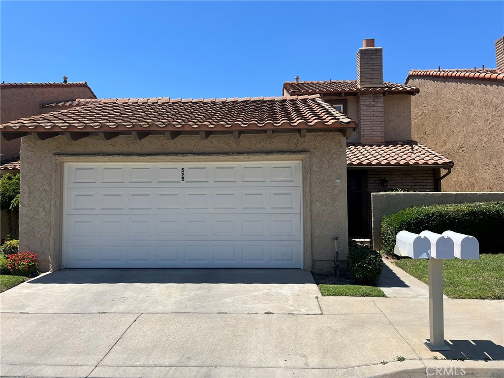 525 Valley Forge Dr Placentia CA, 9287063812757898115120