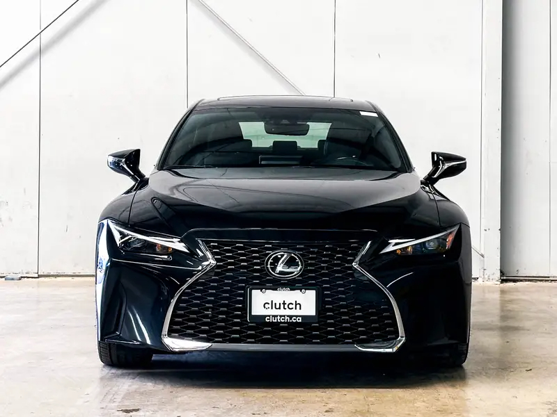 2022 Lexus IS