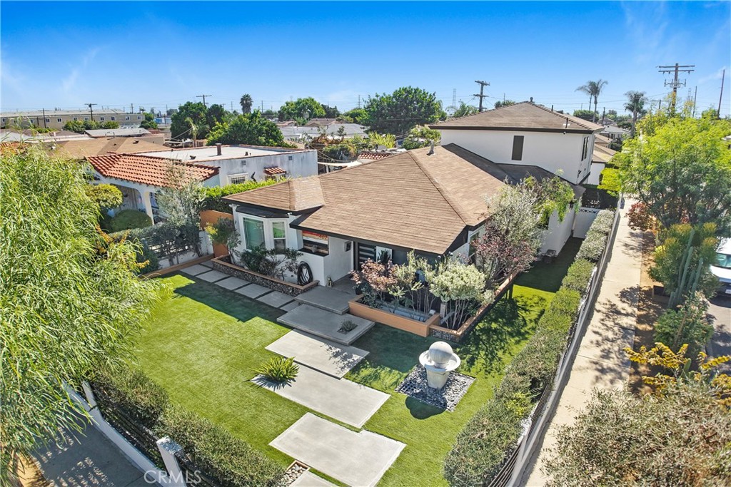 402 E 94th, Los Angeles CA, 9000364132473624194121