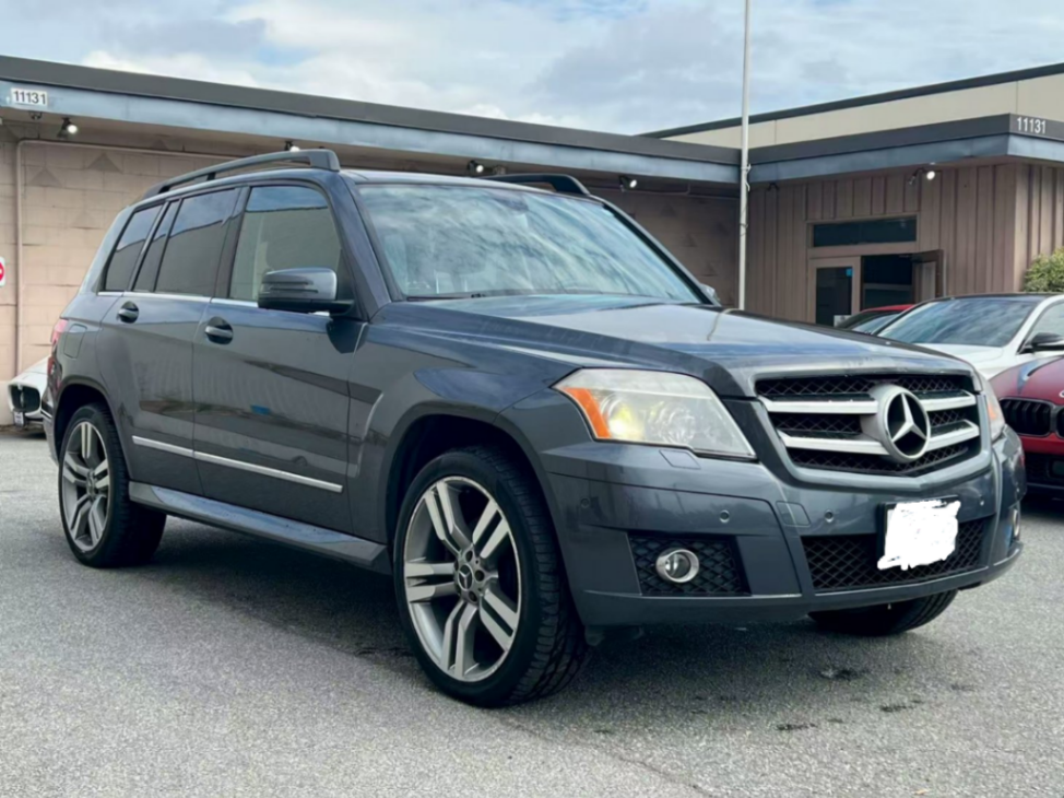 2010 Mercedes-Benz   GLK-Class 4MATIC 4dr GLK 35063431127821825120